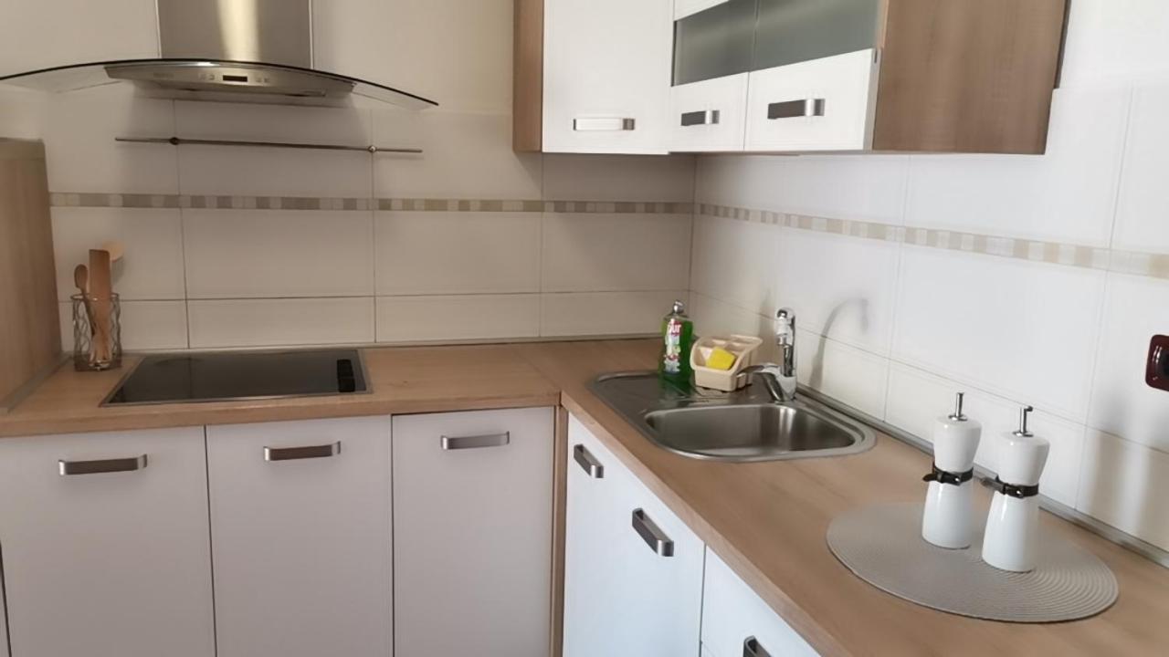BašanijaRenato公寓 外观 照片